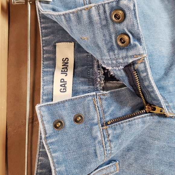 GAP Women's Vintage Jean Shorts Size 6 - Light washed - Picture 4 of 7